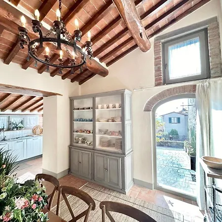 Casa La Fonte By Posarellivillas