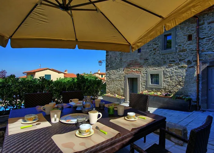 Casa La Fonte By Posarellivillas *